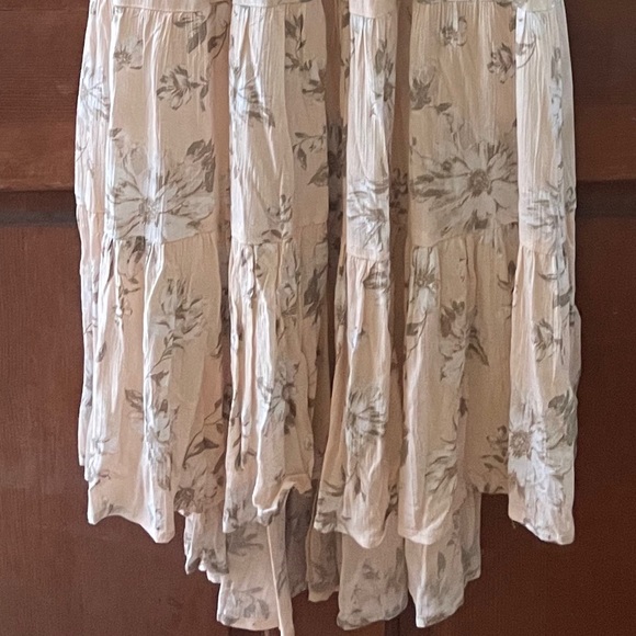 NWT Dress Forum, bought at Urban Outfitters, Sz M. Pale Pink Floral Maxi Dress - Picture 5 of 9